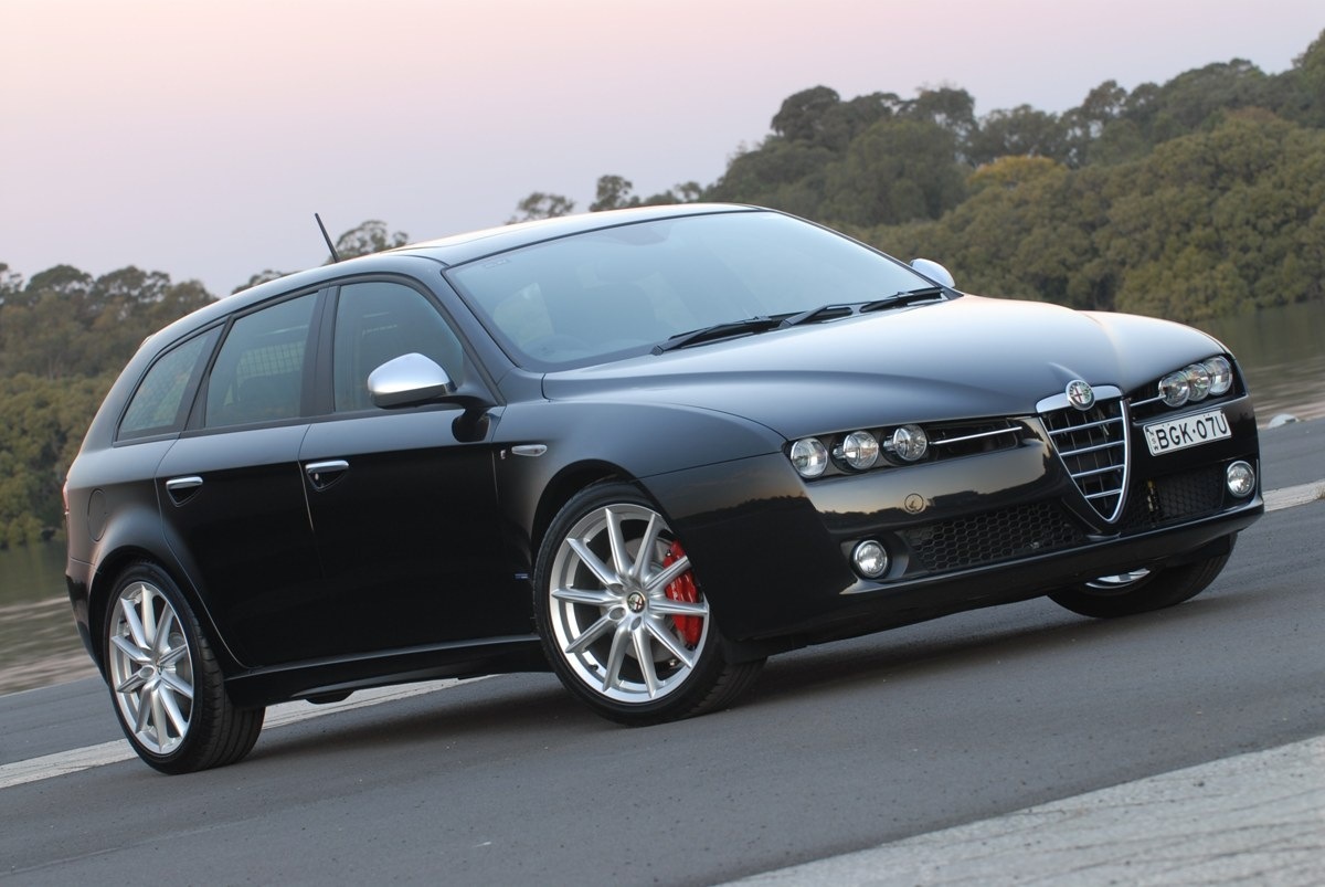 Alfa Romeo 159 Sportwagon: 8 фото