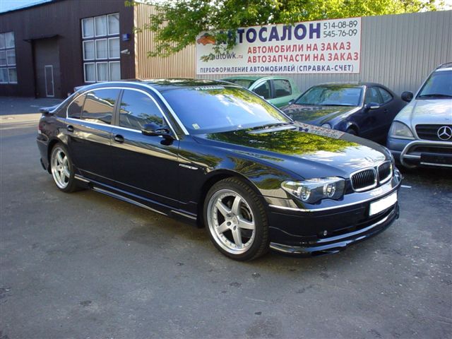 BMW 745i: 12 фото