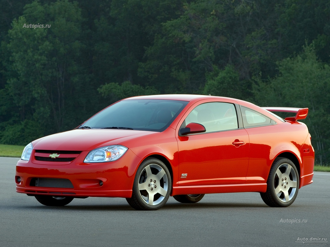 Chevrolet Cobalt: 12 фото