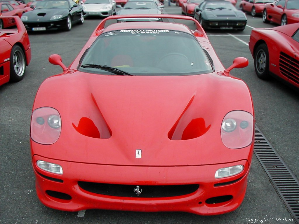 Ferrari F50: 8 фото