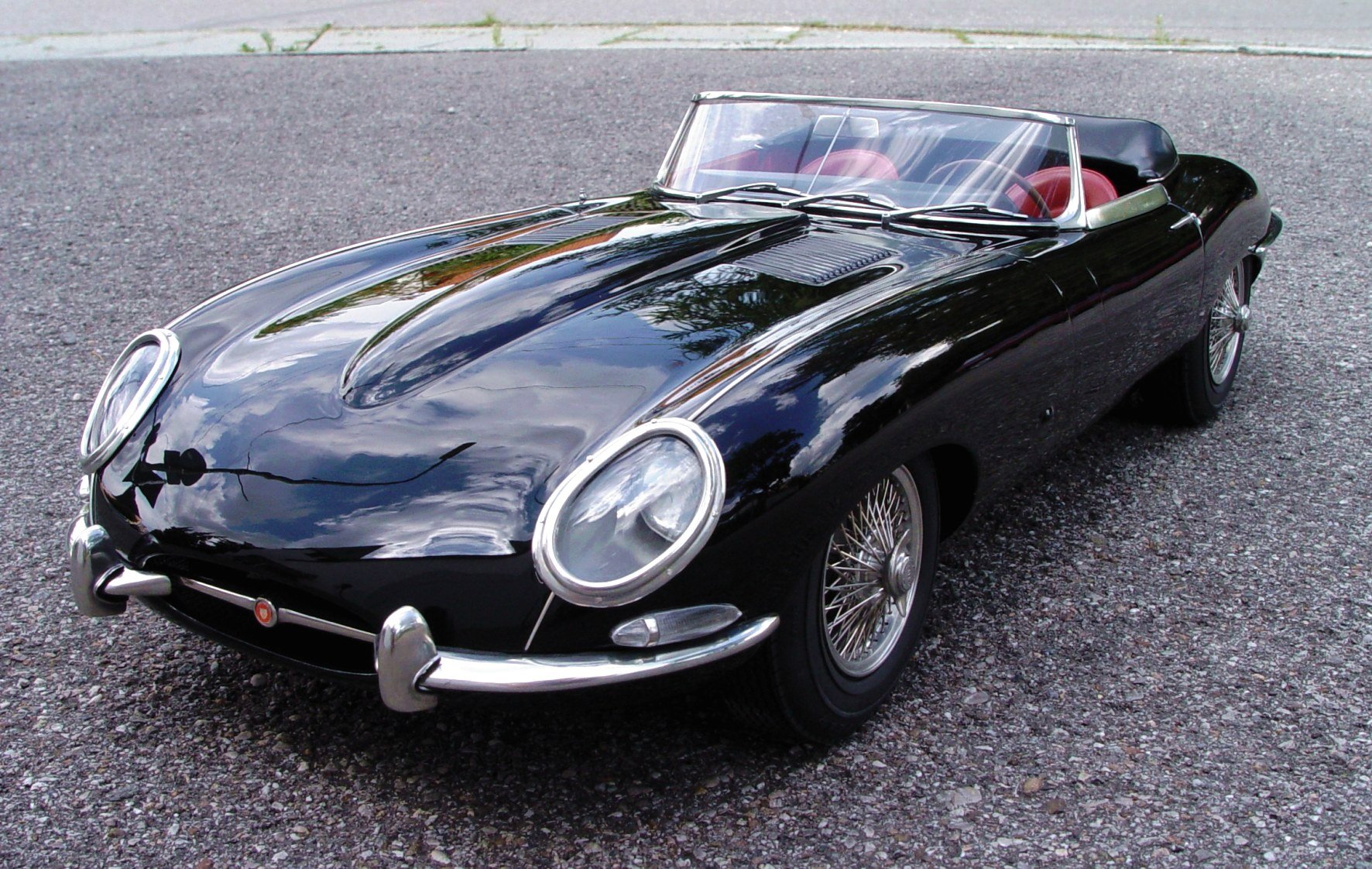 Jaguar E-Type: 11 фото