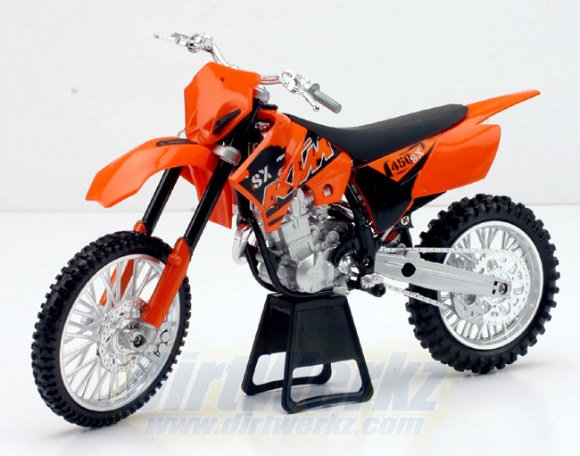 KTM 450 SX: 12 фото