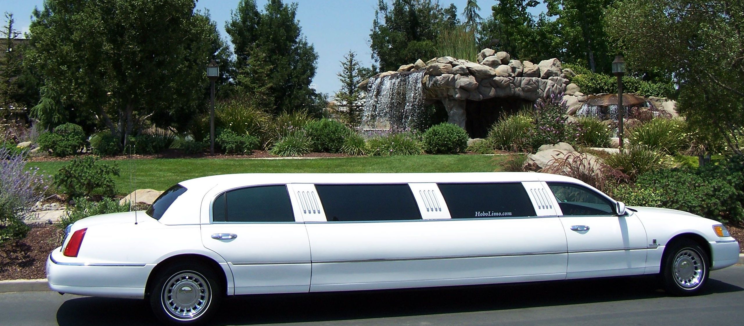 Lincoln Limousine