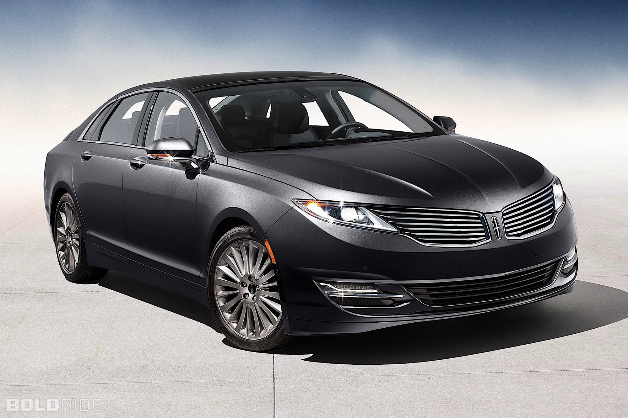 Lincoln MKZ: 1 фото