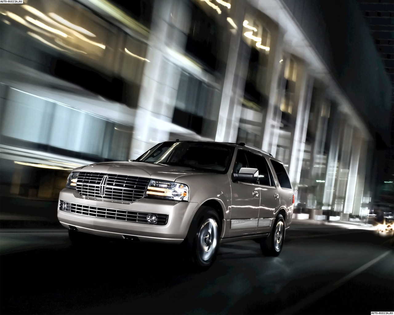 Lincoln Navigator: 11 фото