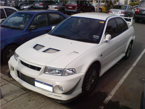 Mitsubishi Lancer Evolution VI: 11 фото