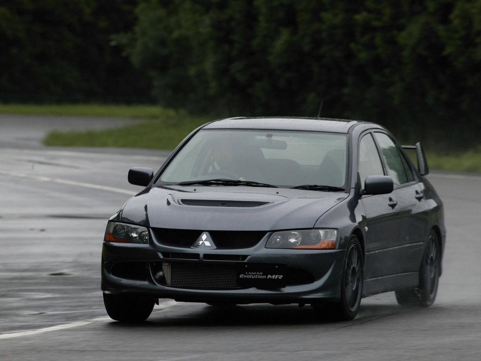 Mitsubishi Lancer Evolution VIII: 6 фото