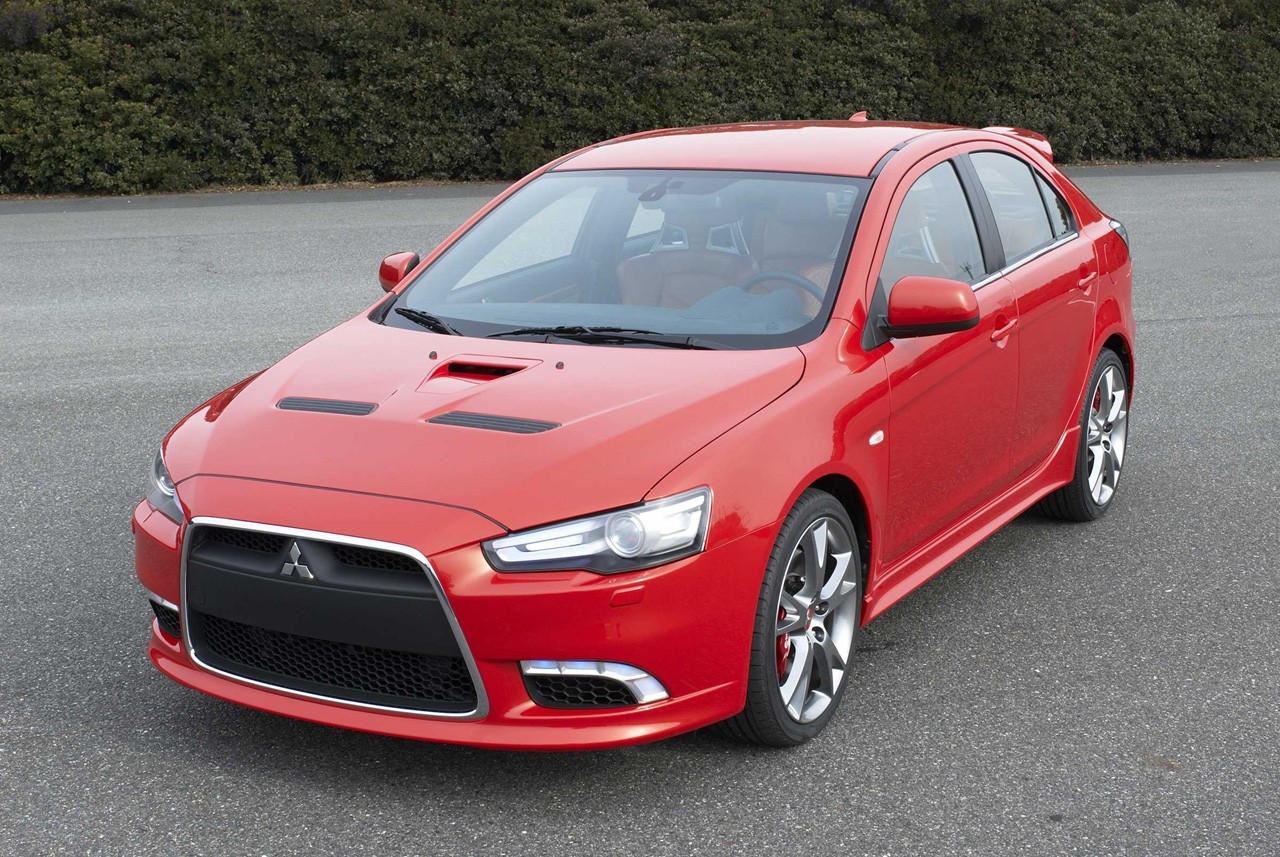 Mitsubishi Lancer Sportback: 2 фото