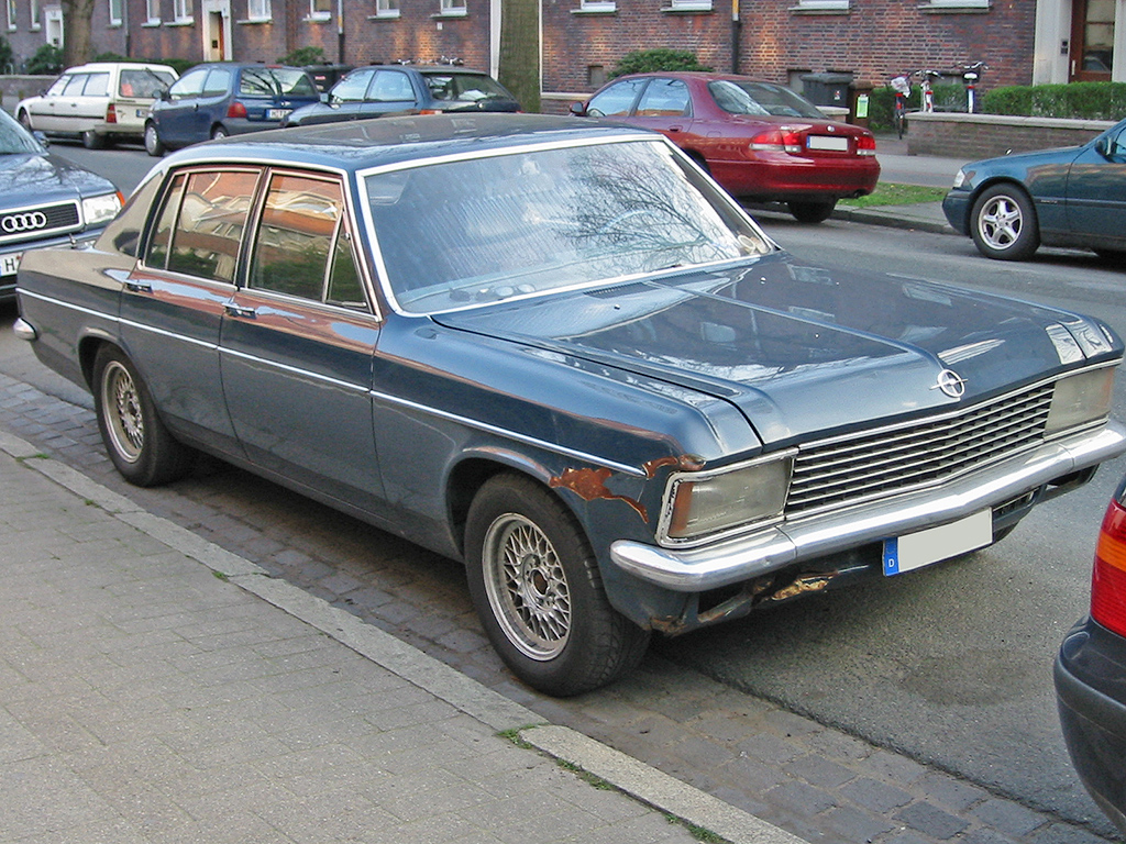 Opel Admiral: 1 фото