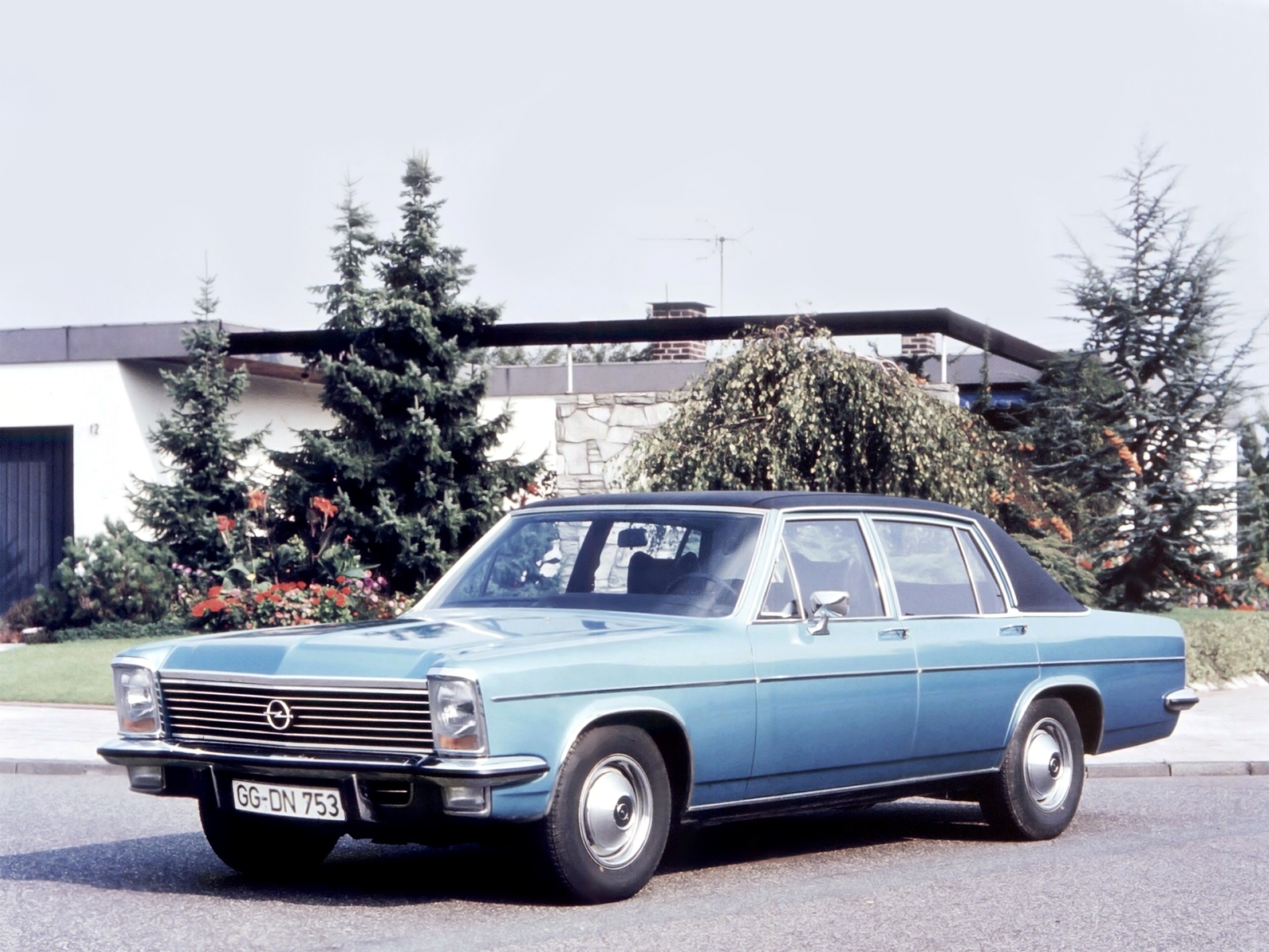 Opel Diplomat: 5 фото