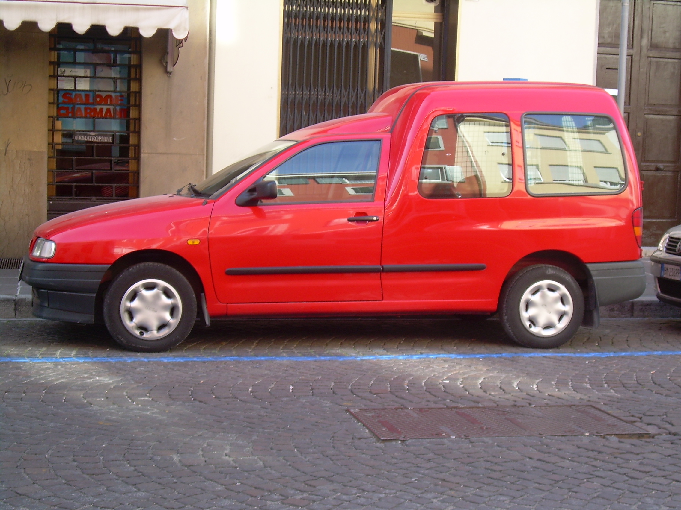 Seat Inca: 4 фото