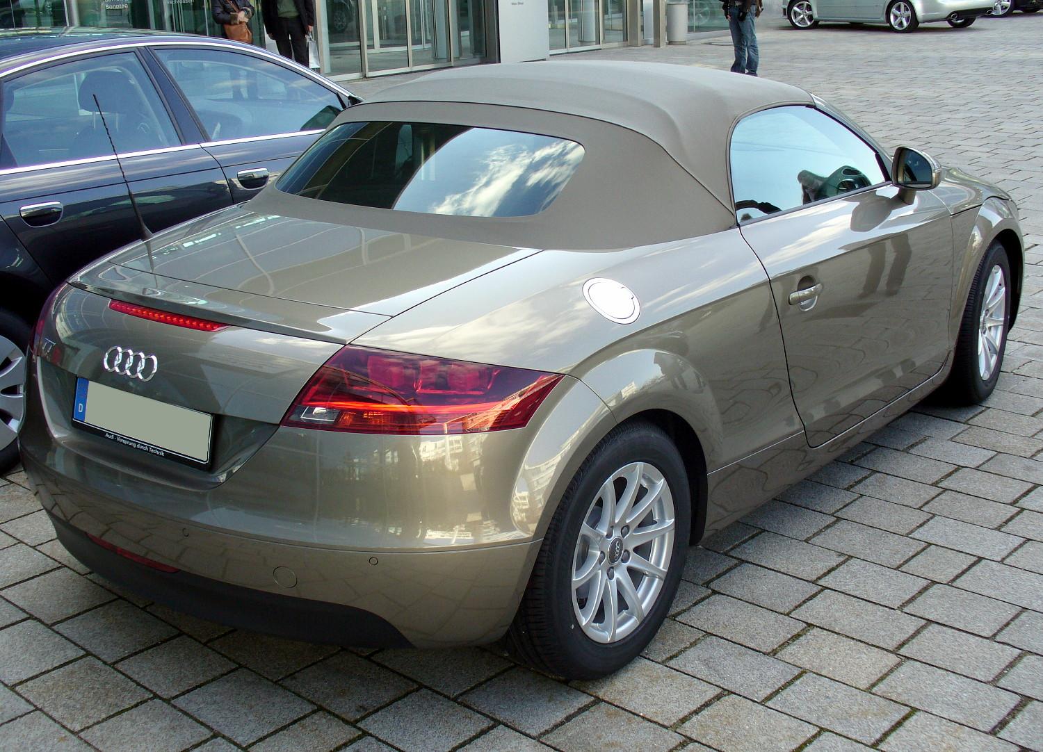 Audi TT Roadster: 5 фото