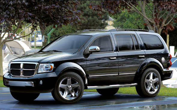 Dodge Durango I: 12 фото