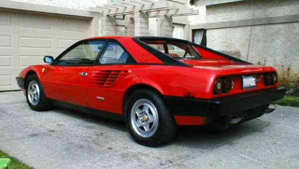 Ferrari Mondial: 9 фото