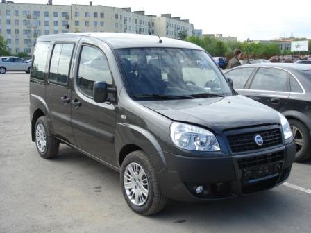 Fiat Doblo I: 8 фото