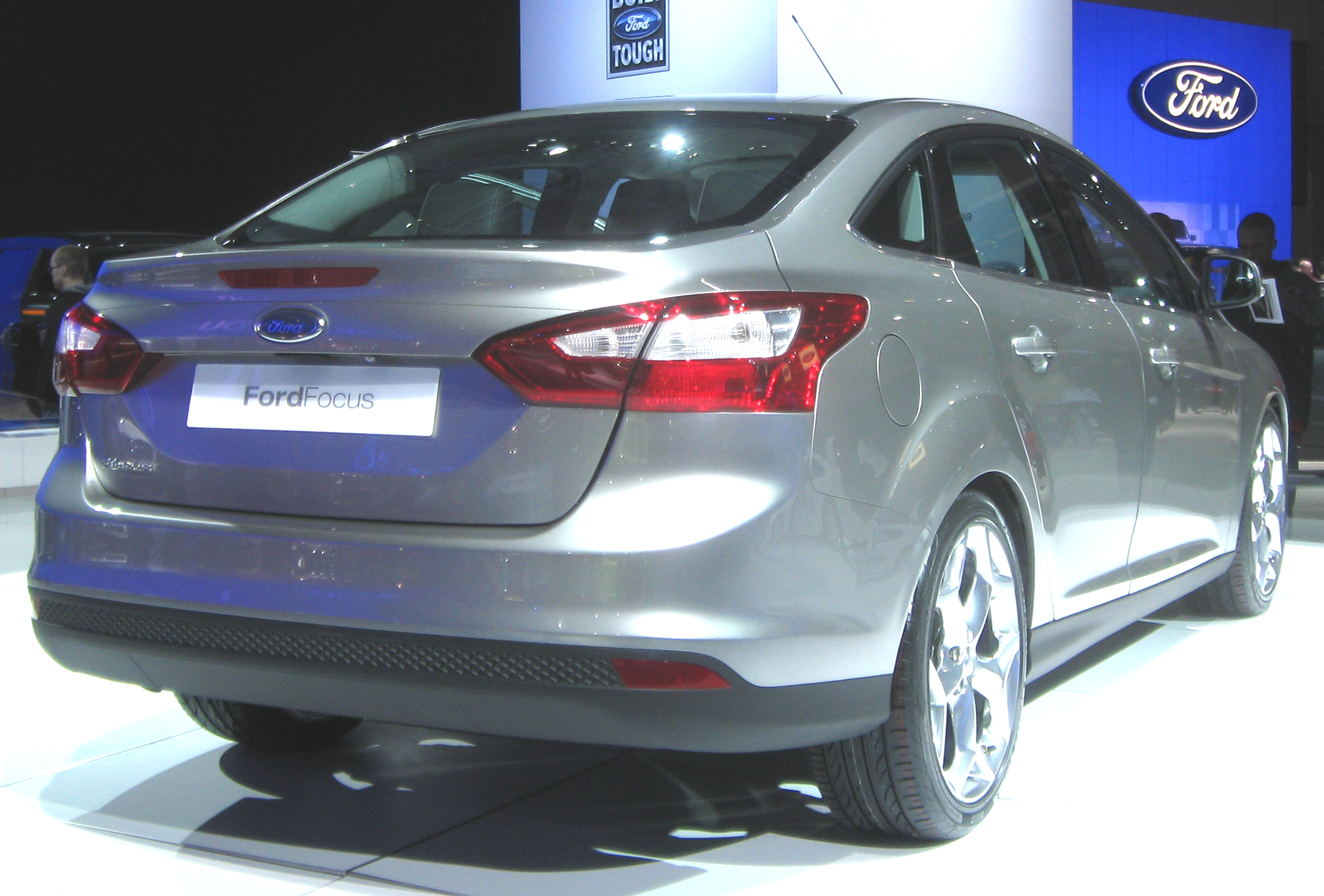 Ford Focus Sedan: 10 фото