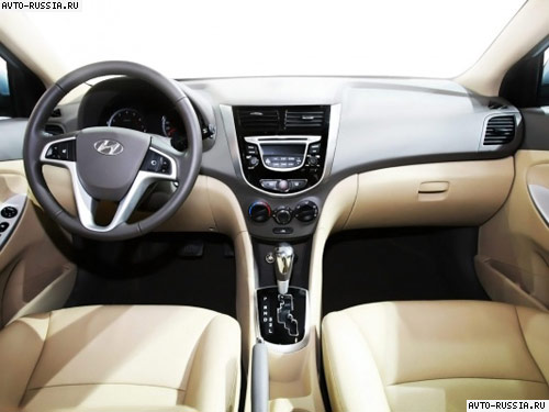 Hyundai Solaris Hatchback: 9 фото