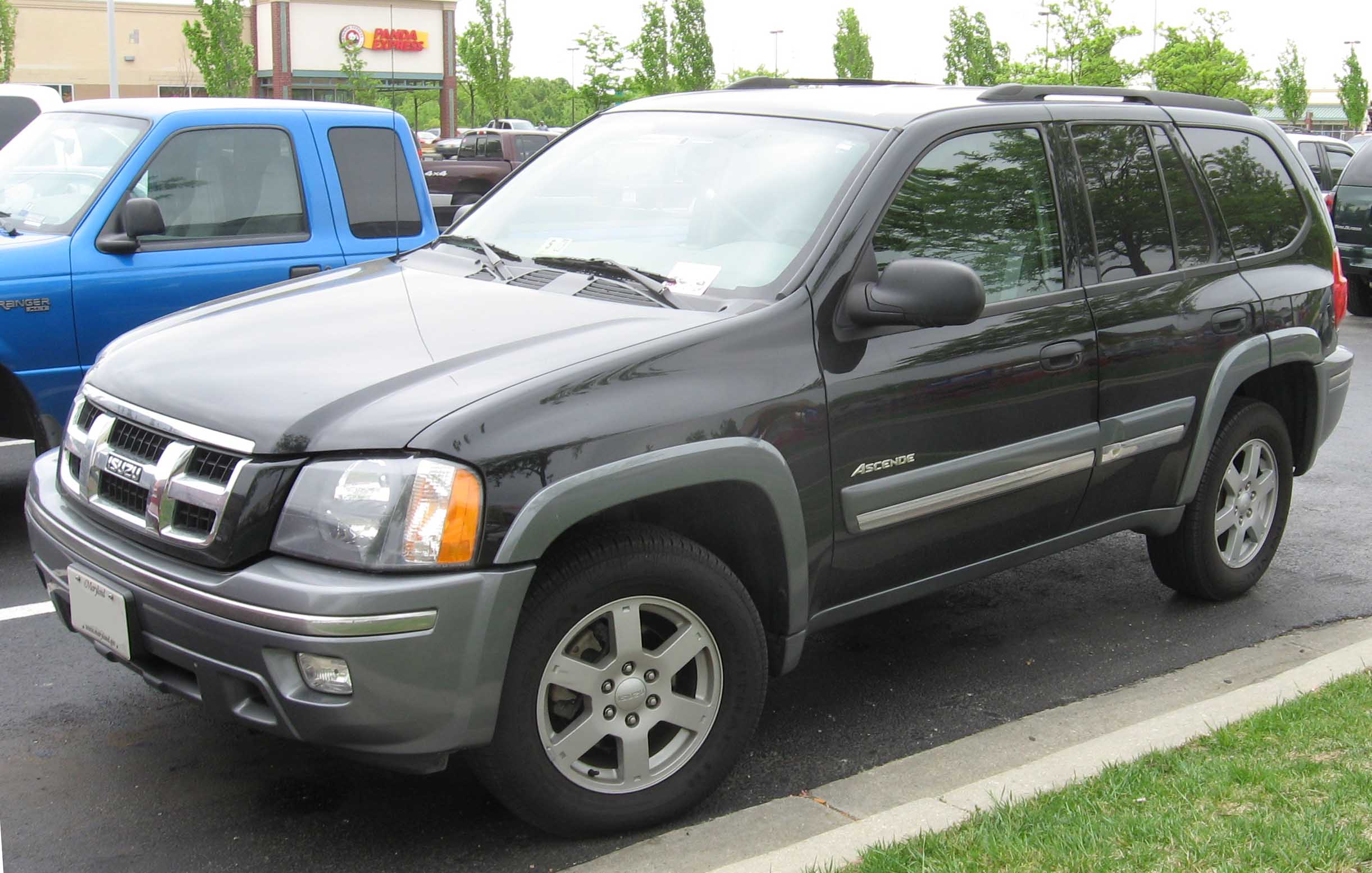 Isuzu Ascender: 4 фото