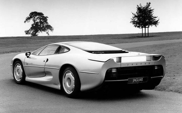 Jaguar XJ220: 5 фото