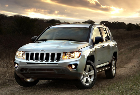 Jeep Compass: 3 фото