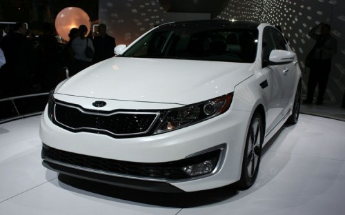 Kia Optima I: 4 фото