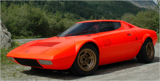 Lancia Stratos: 10 фото