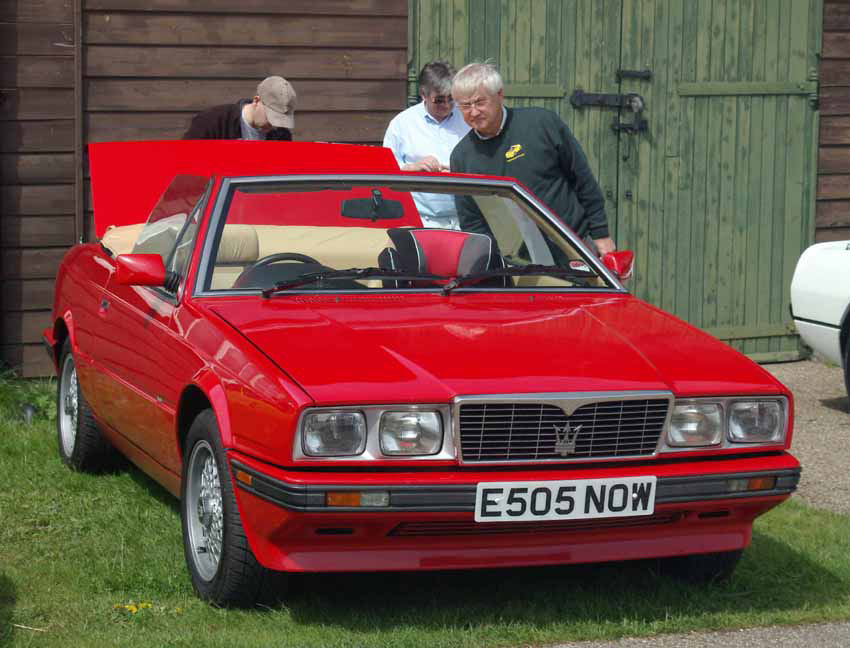 Maserati Biturbo Spyder: 9 фото