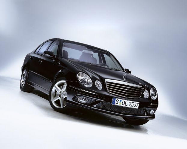 Mercedes E-class W211: 8 фото