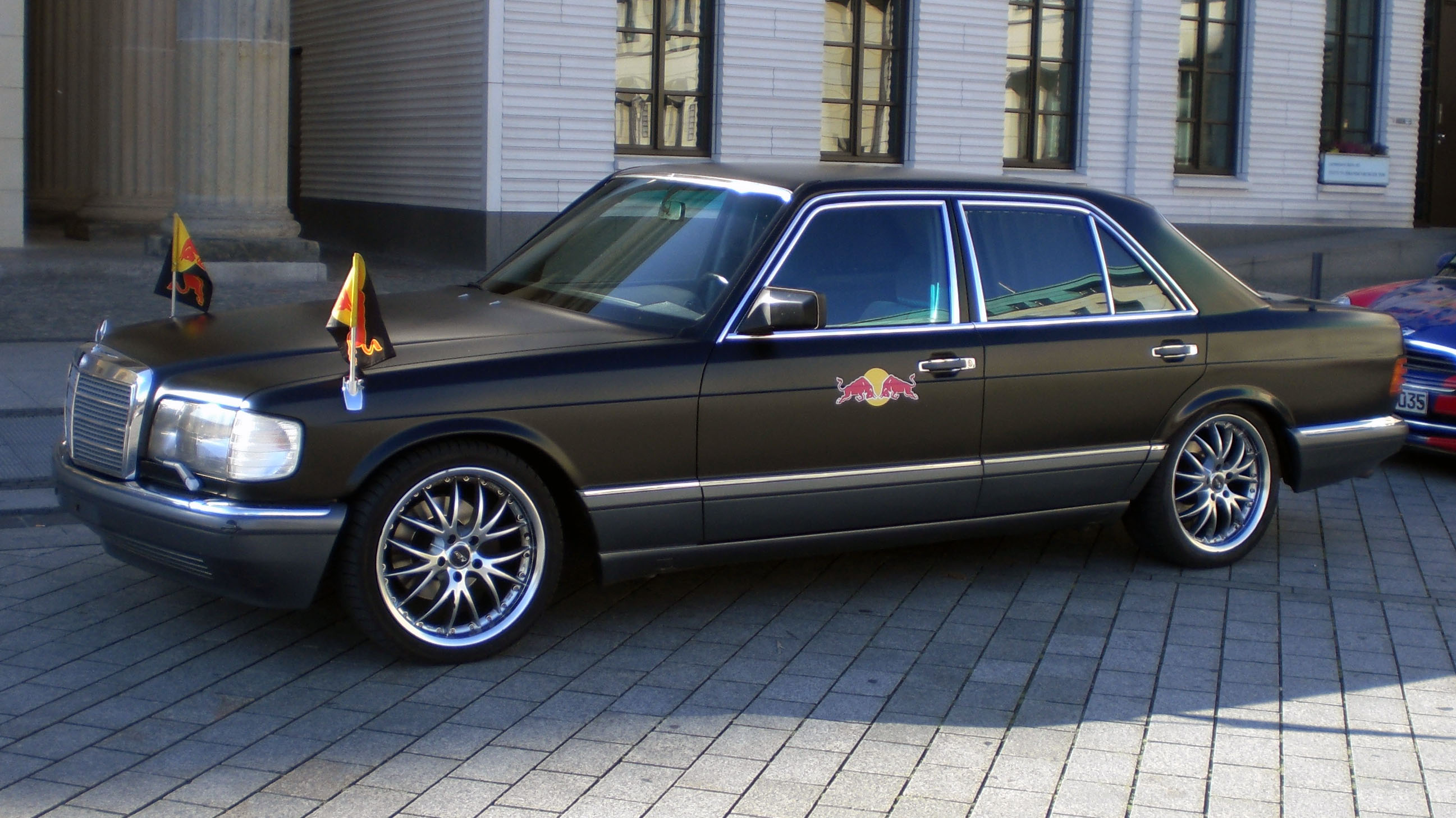 Mercedes S-class W126: 12 фото