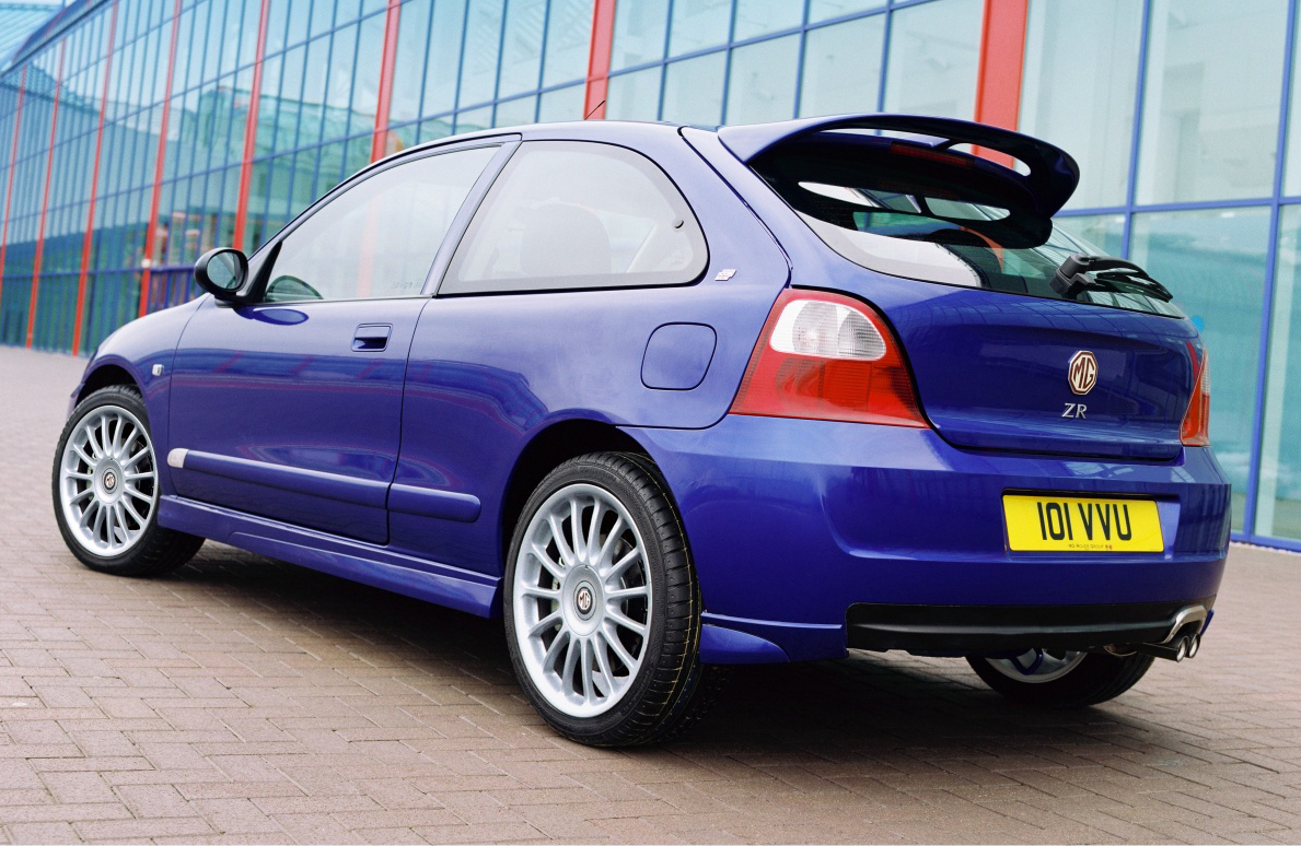 MG ZR: 5 фото