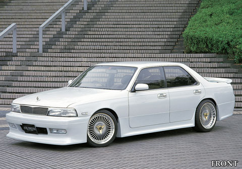 Nissan Laurel C34: 10 фото