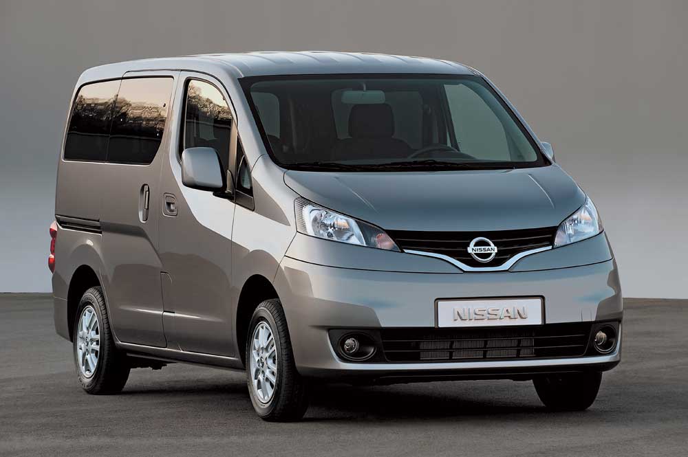 Nissan NV200: 12 фото