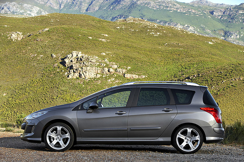 Peugeot 308 SW: 5 фото