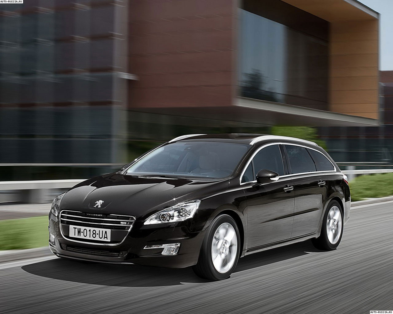 Peugeot 508 SW: 2 фото