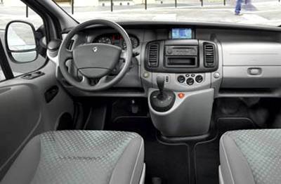 Renault Trafic: 8 фото