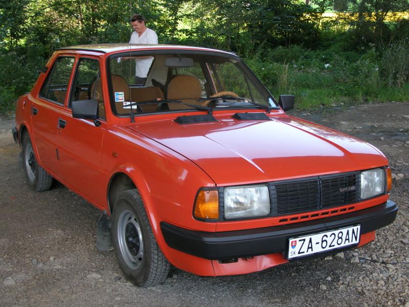 Skoda 120: 2 фото