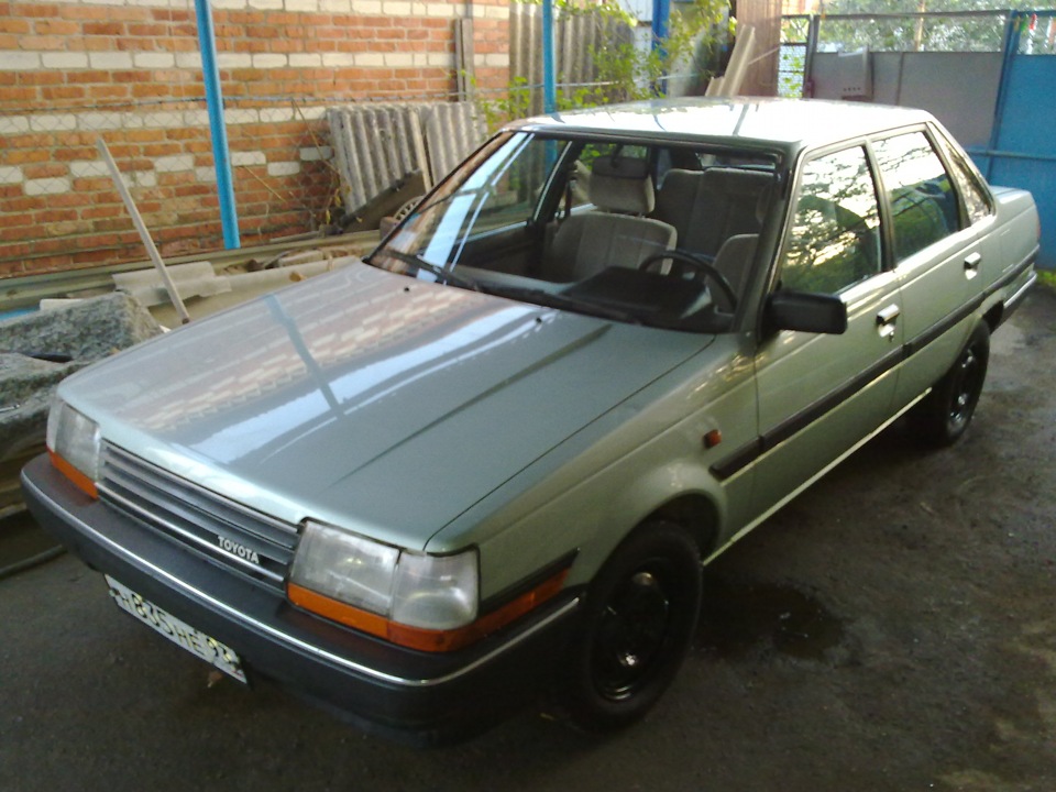 Toyota Carina T150: 4 фото