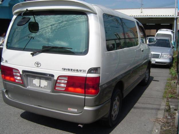 Toyota Granvia: 11 фото