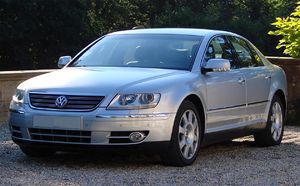 Volkswagen Phaeton: 7 фото