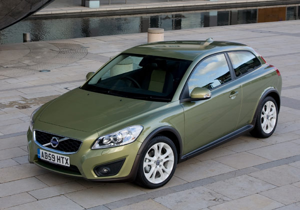 Volvo C30: 9 фото