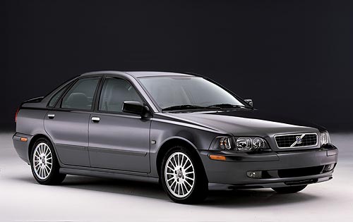 Volvo S40 I: 4 фото